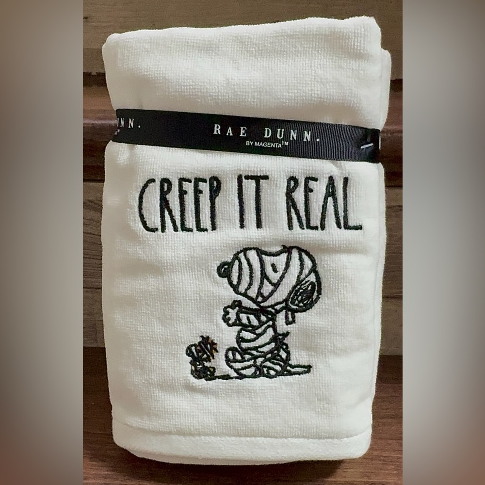 Peanuts by Rae Dunn CREEP IT REAL Set of 2 Hand Towels - NEW